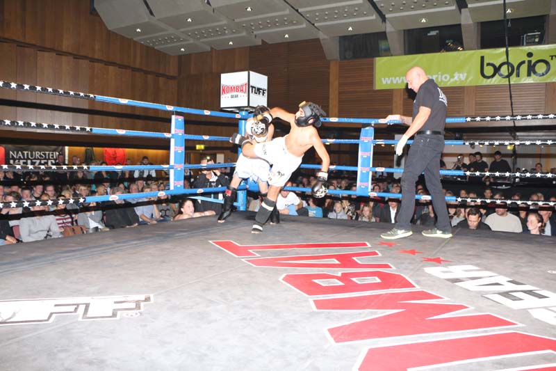 1 (200)